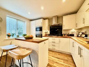 Photo 12- click for photo gallery